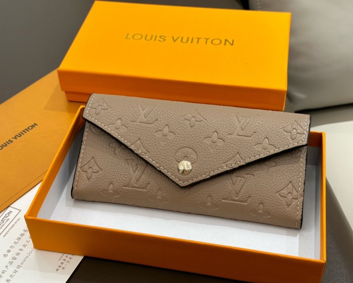 Split leather bag a set,3A ,no box,  B75-31
