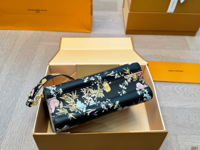 Split leather bag ,3A ,size 23x16cm,no box,  B75-63-69