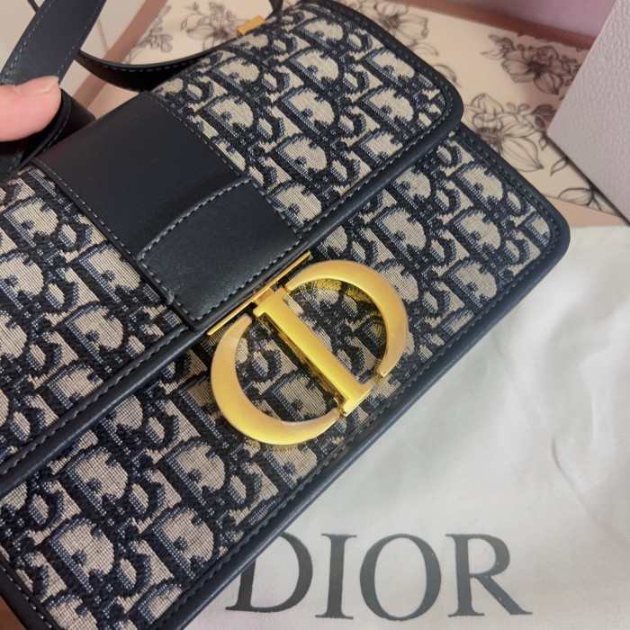 Split leather bag ,3A ,size 24x17x8cm,no box,  B75-106