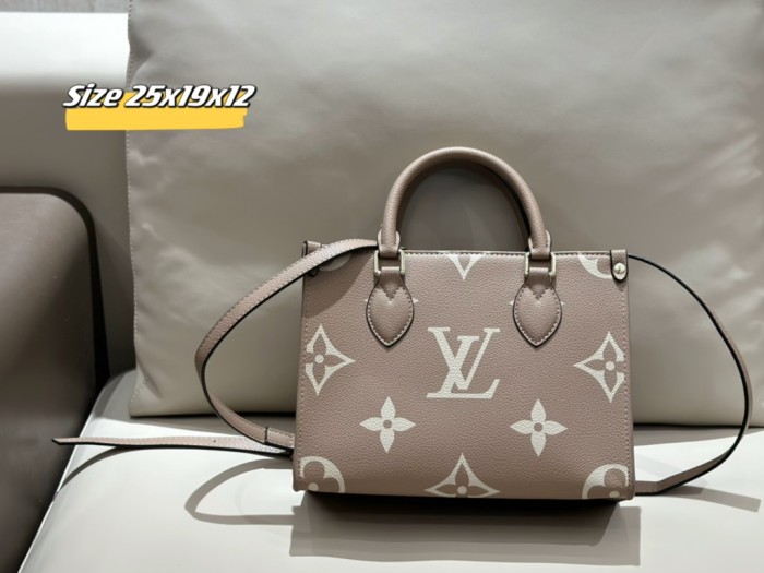 Split leather bag a set,3A ,no box,  B75-92