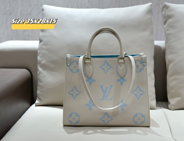 Split leather bag a set,3A ,no box,  B75-94