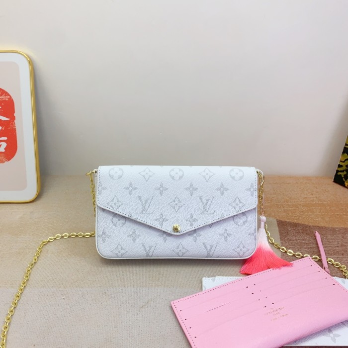 Split leather bag a set,3A ,size: 44x29x17cm /21x13cm/20X11cm,no box,  B75-103