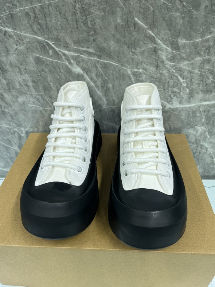 High quality women's men flat shoes,size 34-45, SS110-22