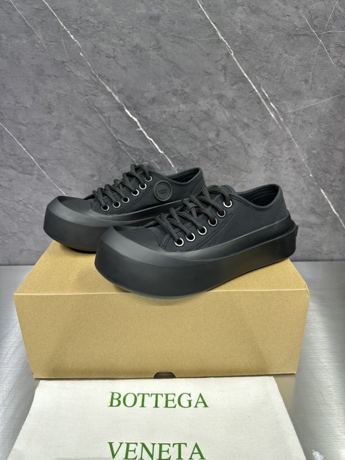High quality women's men flat shoes,size 34-45, SS110-23