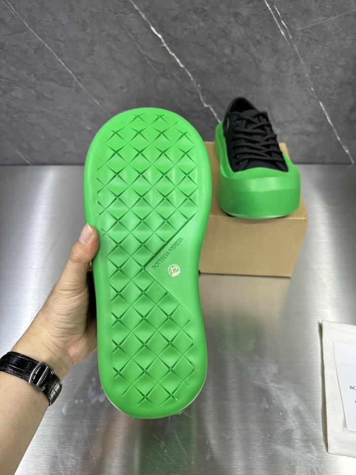High quality women's men flat shoes,size 34-45, SS110-24