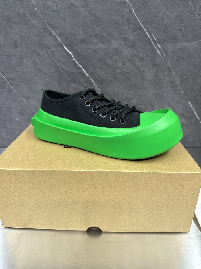 High quality women's men flat shoes,size 34-45, SS110-24
