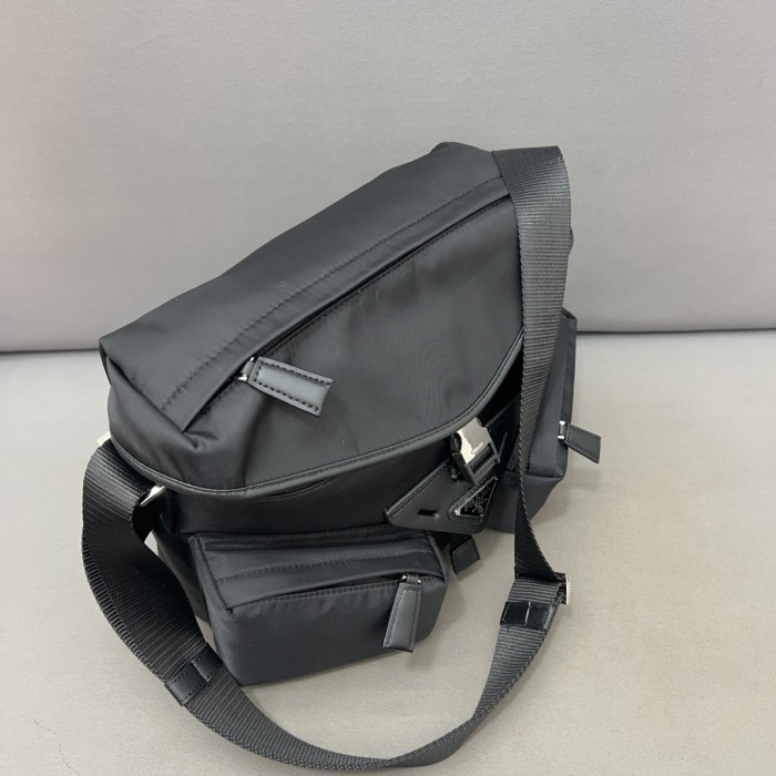 Nylon bag ,4A ,size 23X24cm,no box,  B88-44