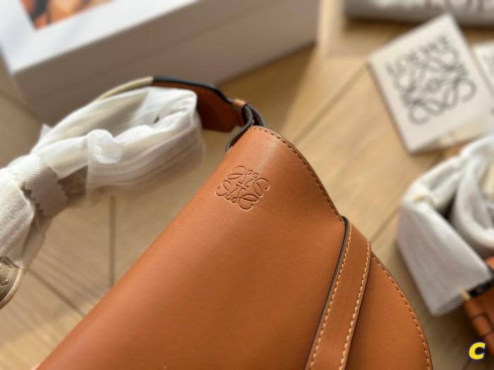 Leather bag ,4A ,size 21x18cm/24x21cm,no box,  B88-103-108