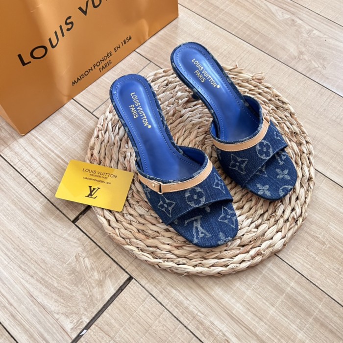Women heel shoes,heel 7cm,  size 35-40, SS60-283