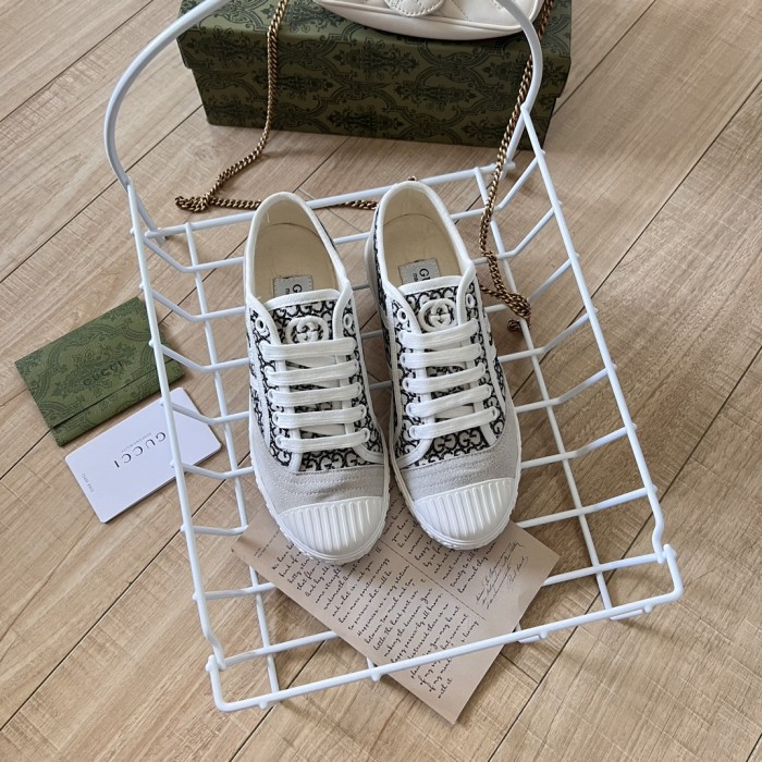 Women runner sneaker shoes, size 35-40, SS60-362-373