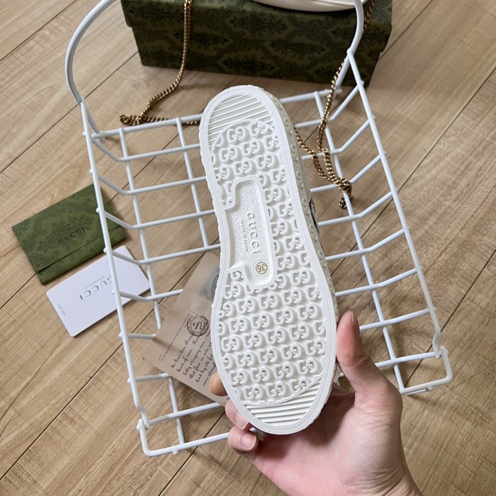 Women runner sneaker shoes, size 35-40, SS60-362-373
