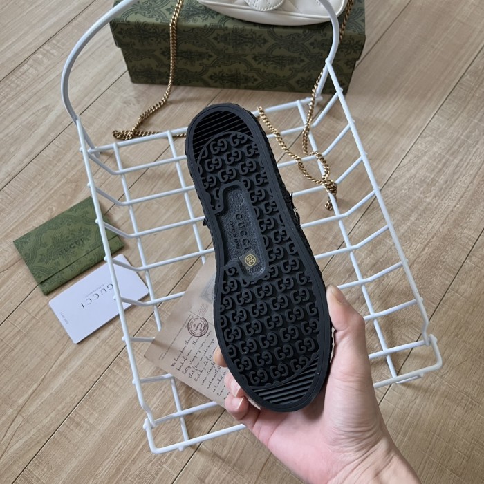 Women runner sneaker shoes, size 35-40, SS60-362-373