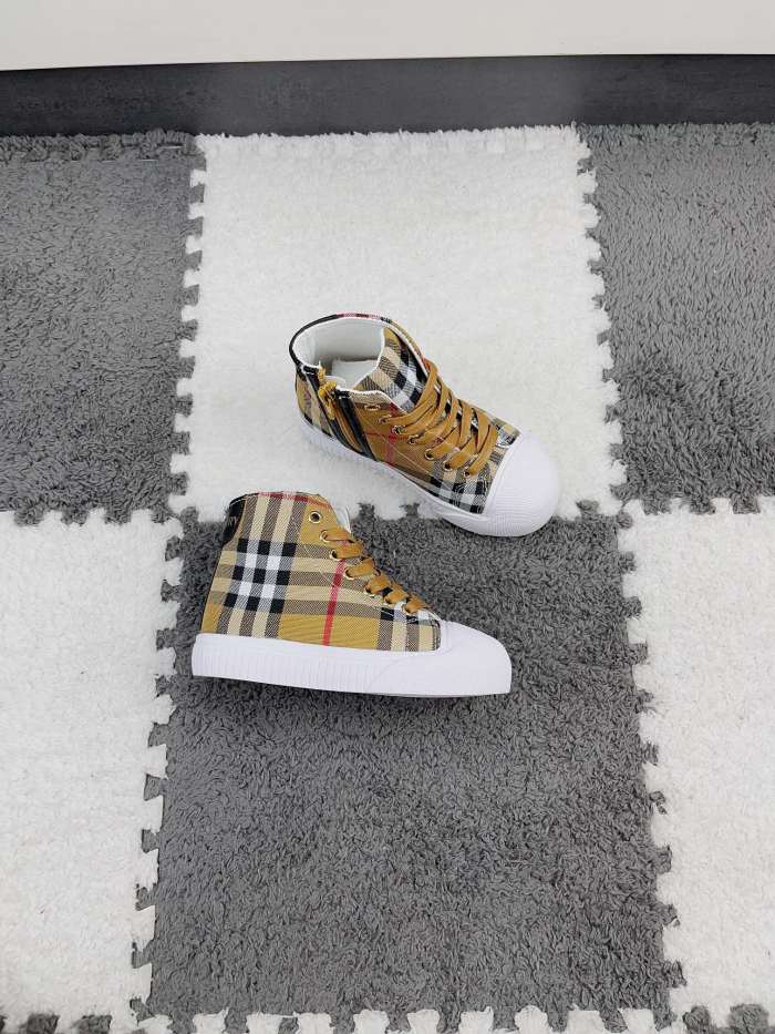 kids flat boots shoes, size 26-35 , SS60-329-330