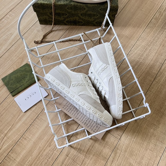 Women runner sneaker shoes, size 35-40, SS60-362-373