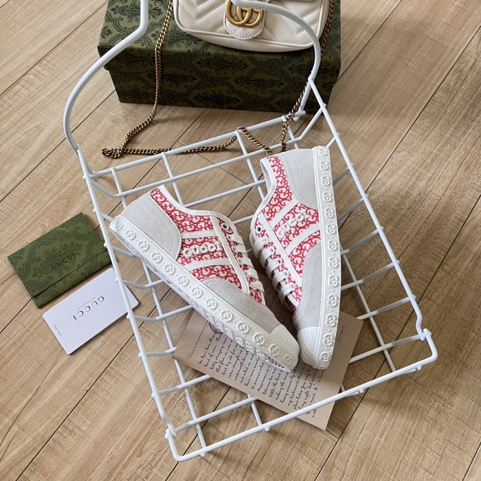 Women runner sneaker shoes, size 35-40, SS60-362-373