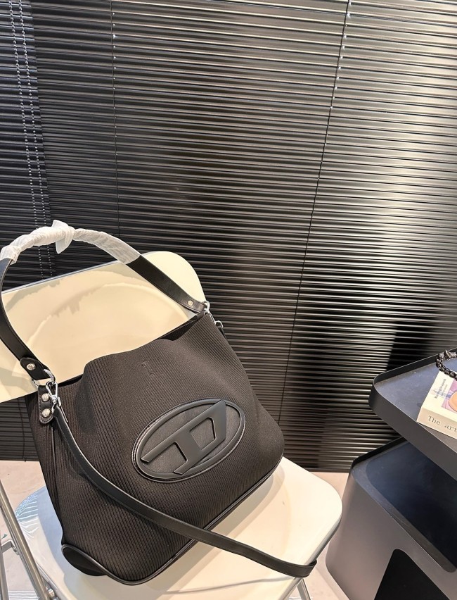 Canvas split leather bag ,3A ,size 41x28cm,no box, B68-65