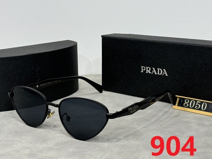 Blue light blocking sunglasses with the box and case ,G25-903-908