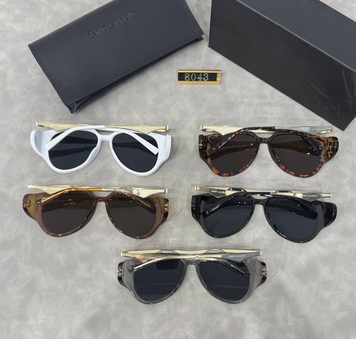 Blue light blocking sunglasses with the box and case ,G25-941-945