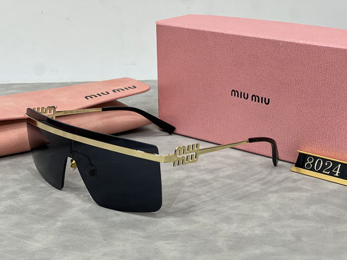 Blue light blocking sunglasses with the box and case ,G25-925-929
