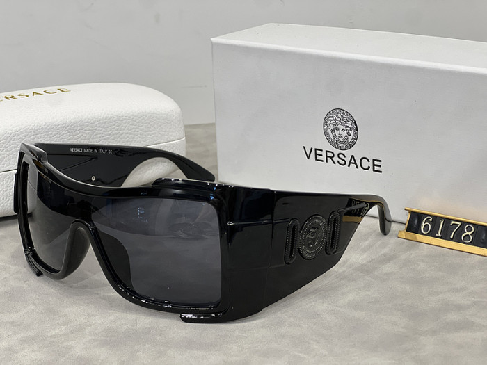 Blue light blocking sunglasses with the box and case ,G25-946-953