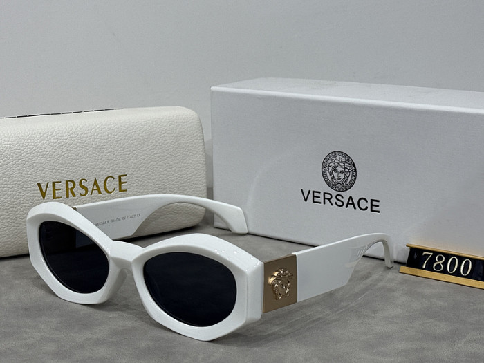 Blue light blocking sunglasses with the box and case ,G25-909-913