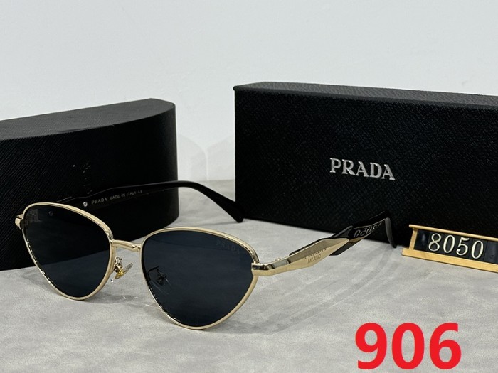 Blue light blocking sunglasses with the box and case ,G25-903-908