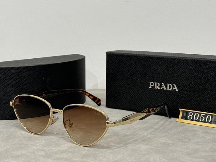 Blue light blocking sunglasses with the box and case ,G25-903-908