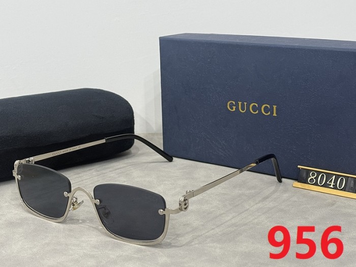 Blue light blocking sunglasses with the box and case ,G25-954-959