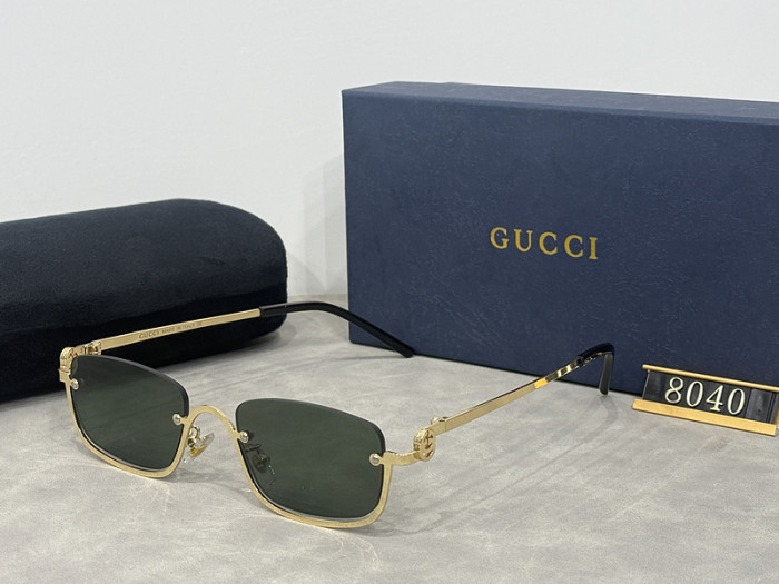 Blue light blocking sunglasses with the box and case ,G25-954-959