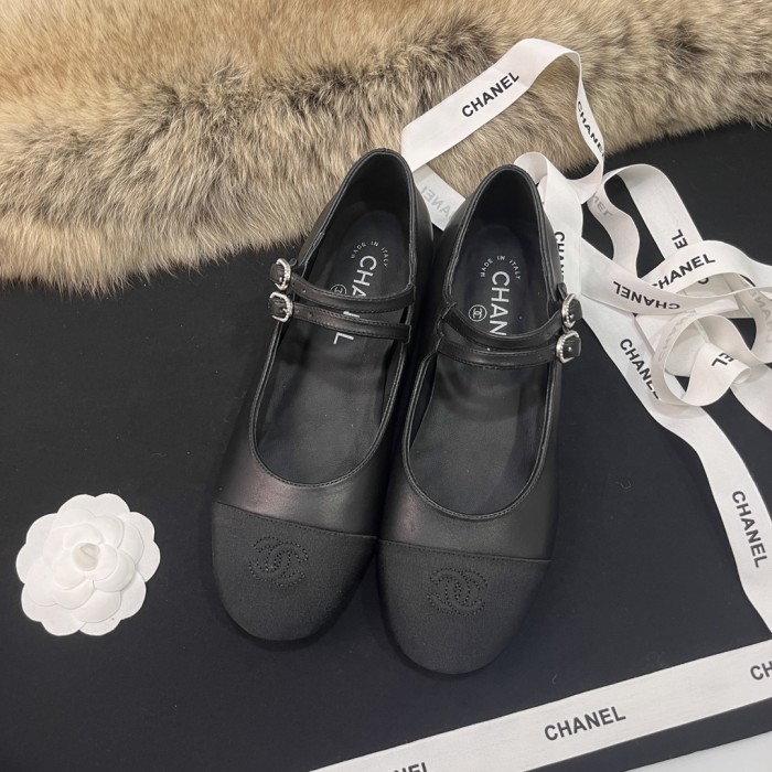 Women flat shoes, size 35-40, SS50-68-70
