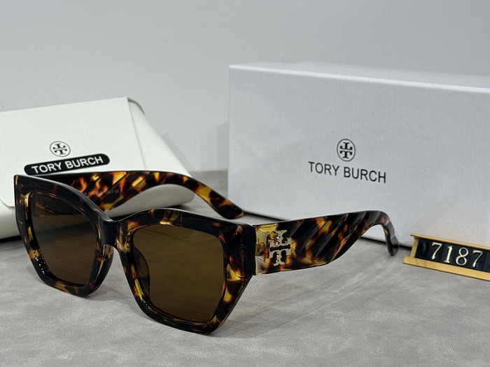 Blue light blocking sunglasses with the box and case ,G25-979-984