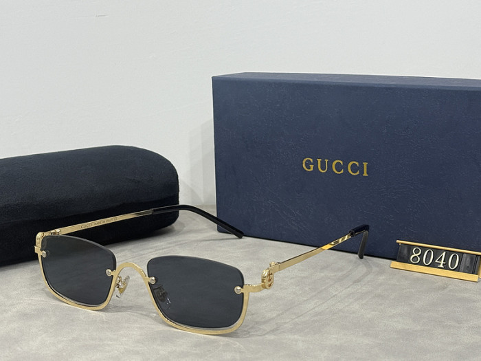 Blue light blocking sunglasses with the box and case ,G25-954-959