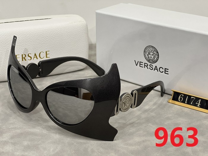 Blue light blocking sunglasses with the box and case ,G25-960-966