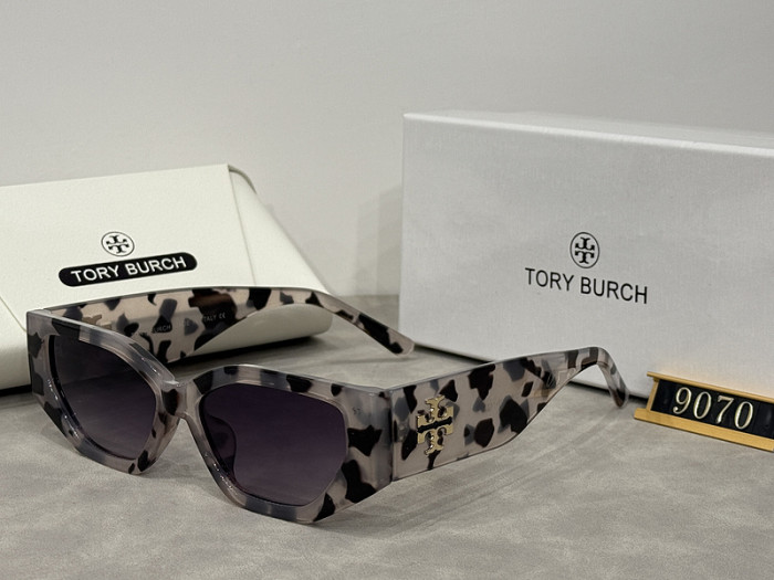 Blue light blocking sunglasses with the box and case ,G25-973-978
