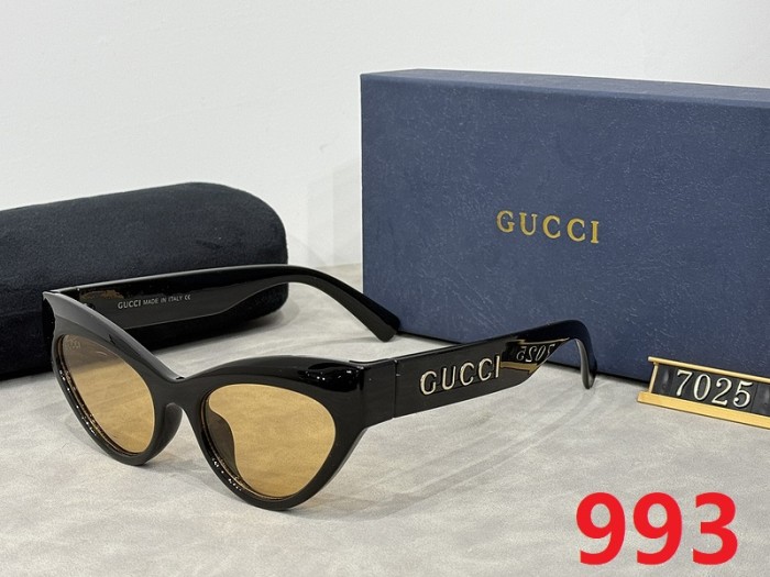 Blue light blocking sunglasses with the box and case ,G25-990-994
