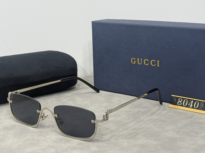Blue light blocking sunglasses with the box and case ,G25-954-959