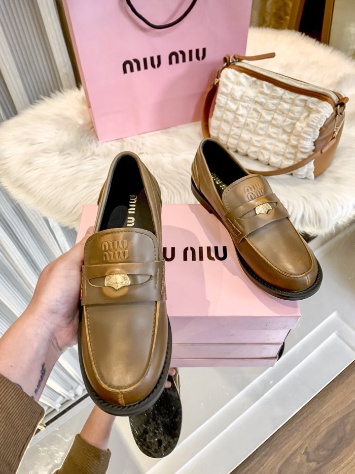 Women flat shoes, size 35-40, SS60-138-139