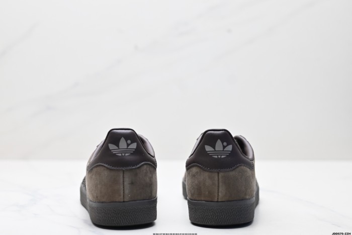Women men  runner sneaker shoes,  with box,size 36-45，SS70-30