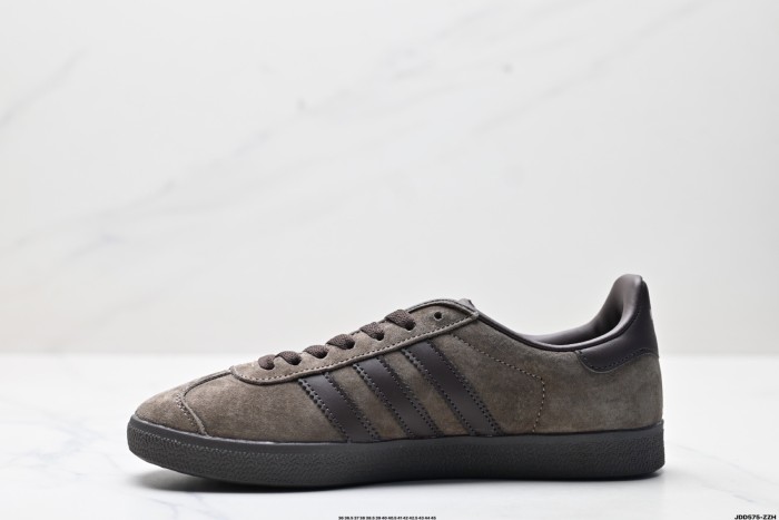 Women men  runner sneaker shoes,  with box,size 36-45，SS70-30