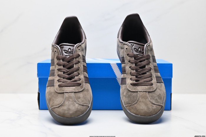 Women men  runner sneaker shoes,  with box,size 36-45，SS70-30