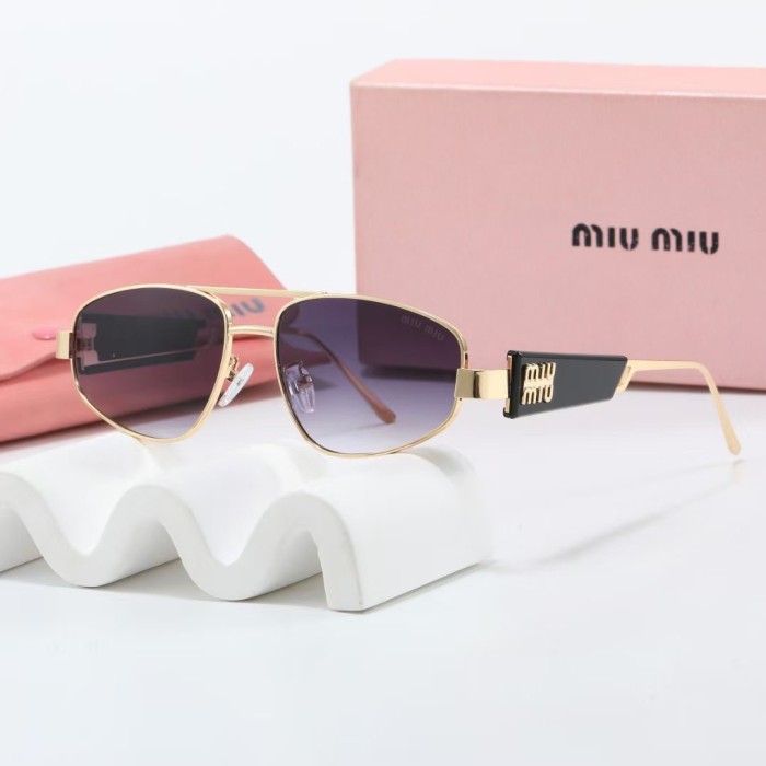 Blue light blocking sunglasses with the box and case ,G25-1188-1195