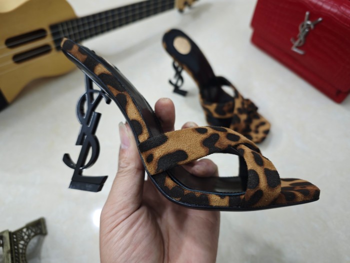 Women's heel shoes,size 34-42, SS70-75