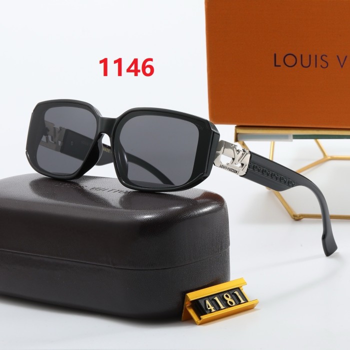 Blue light blocking sunglasses with the box and case ,G25-1143-1146