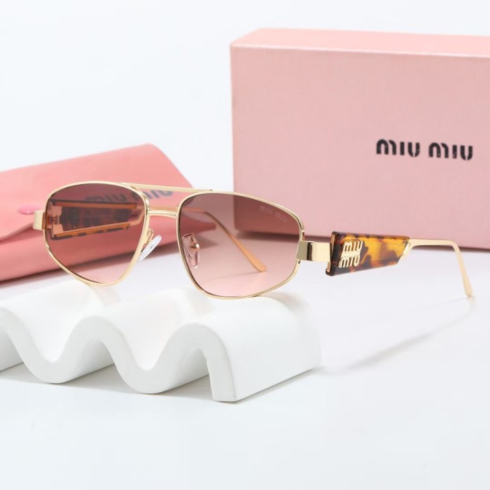 Blue light blocking sunglasses with the box and case ,G25-1188-1195