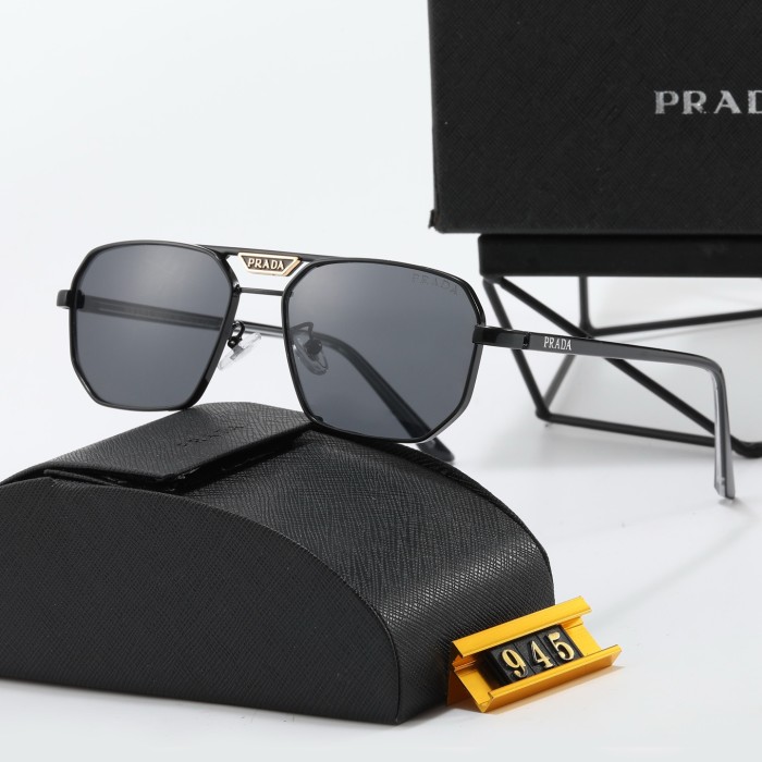 Blue light blocking sunglasses with the box and case ,G25-1196-1200