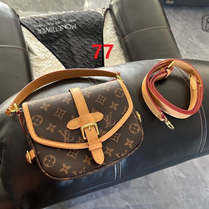 Split leather bag ,3A , size 20x16cm,no box,  B68-77