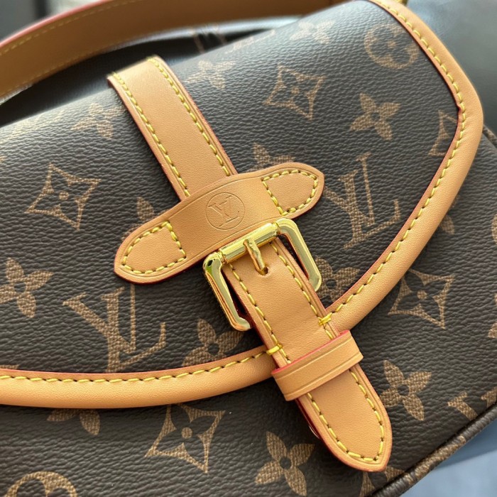 Split leather bag ,3A , size 20x16cm,no box,  B68-77