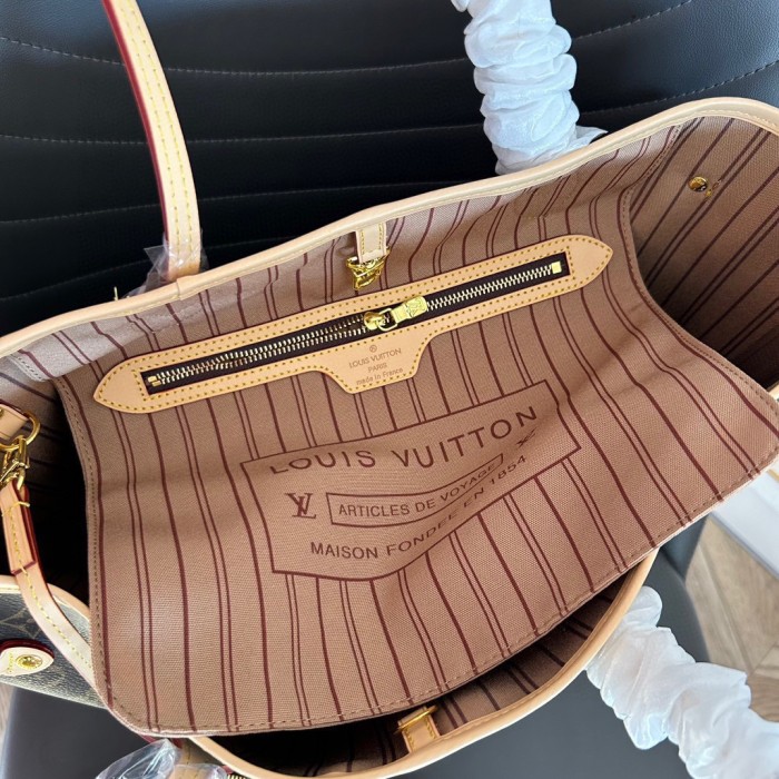 Split leather bag ,3A , size 32x28cm,no box,  B68-73