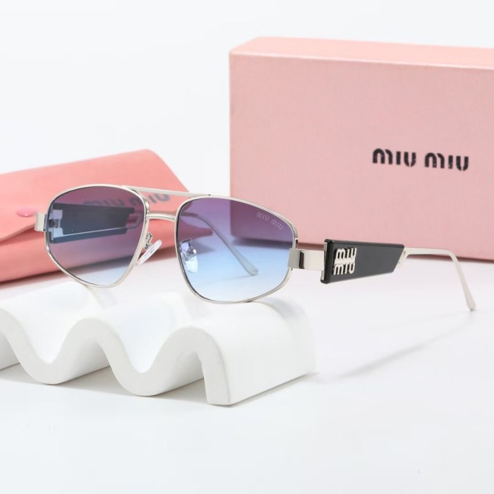 Blue light blocking sunglasses with the box and case ,G25-1188-1195