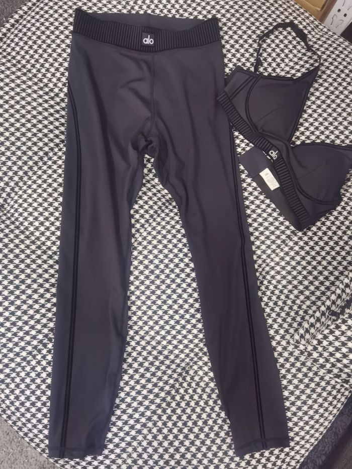 Top quality, Bra + Pants yoga Sports suit  clothes， CL88-20